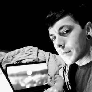 Meet your Posher, Adam